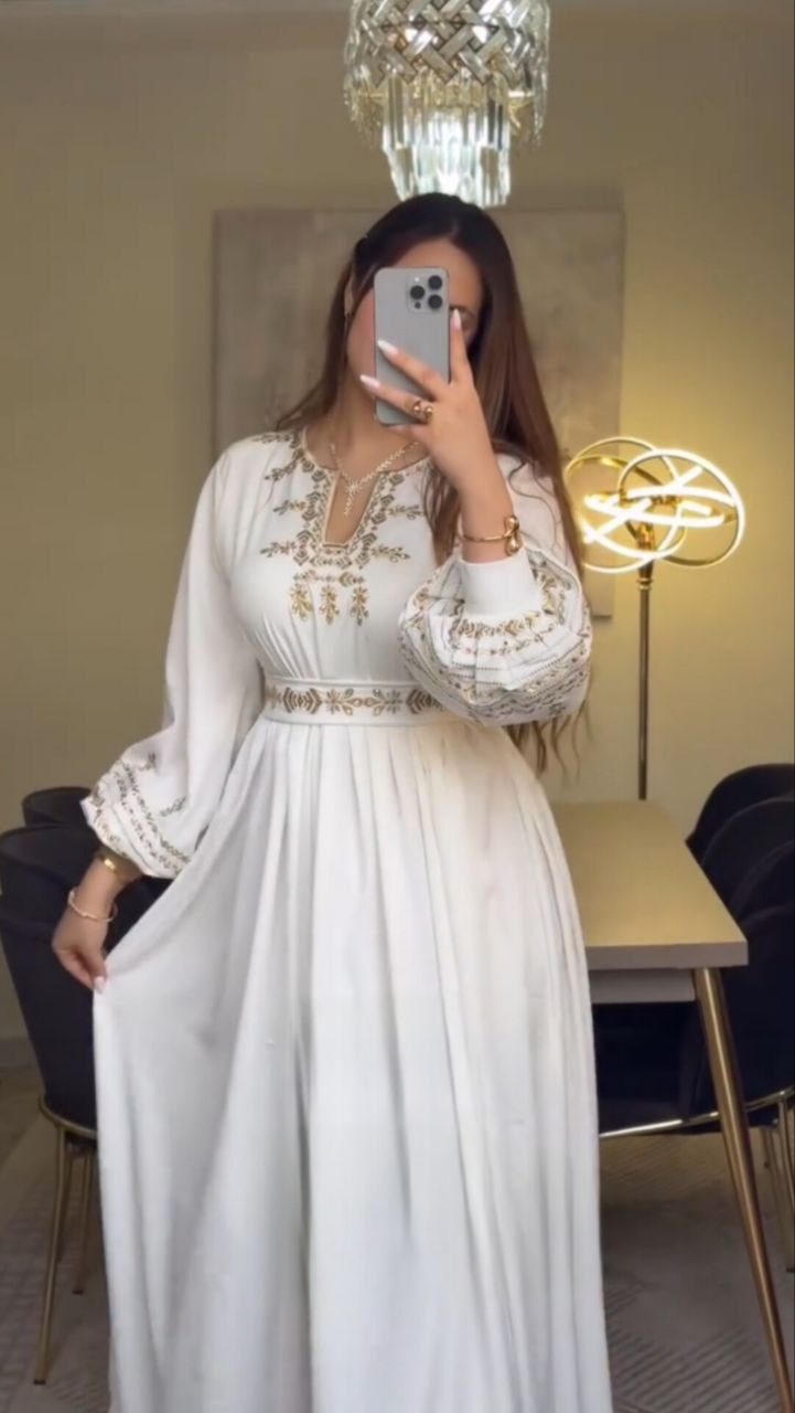 Robe Loura