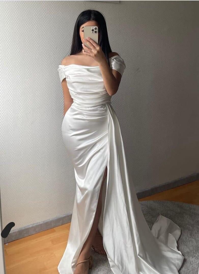 Robe soirée couleur blanche